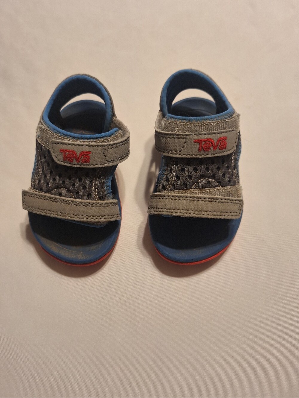 Toddler 5 Teva Kids Gray and Blue Sandals with Red Logo